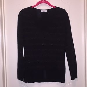Black v neck New York & Company sweater XS